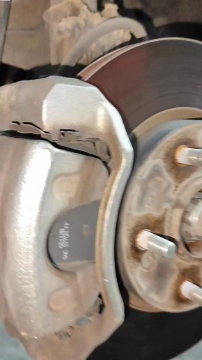 front Wheel Axle Bearing Sound Replace Axle #auto #mechanic #usa | Professional Mechanic