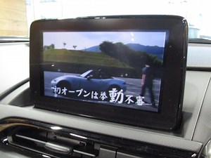 NDロードスターのマツコネでYoutubeを見たりミラーリングする為に必要な【HDMI入力キット】と方法