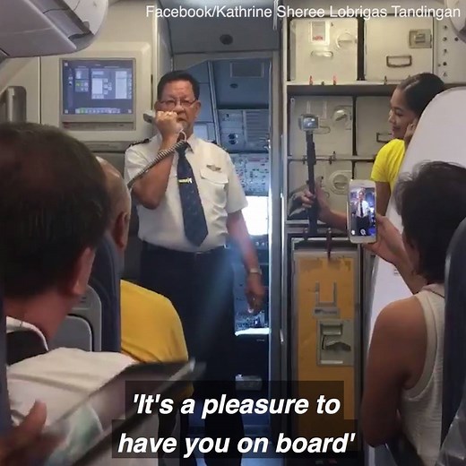 This retiring pilot's speech on his last flight is so heartwarming❤️ | Daily Mail Try Not To Cry