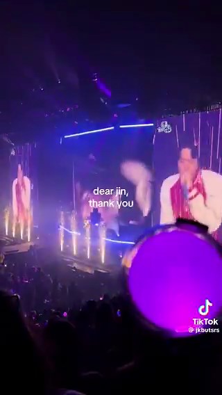 BTS doesn’t have to disband for Seokjin to leave the group. People who claim we’ll never see him outside the group obviously slept through his solo era. OT6 are projecting their own fears about their faves. It doesn’t reflect Seokjin’s character at all. When Seokjin leaves, the reins will be off and he’ll achieve much more than what he did in the 1 year he had to himself post military 🥰