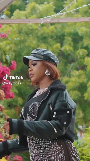 Usiniache Mimi - Lickytones Full Video Release