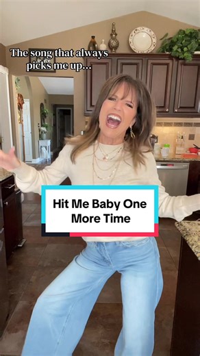 This always gets me going #fyp #britneyspears #hitmebabyonemoretime #feelgoodmusic
