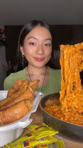 Sarah on Instagram: "FEELS GOOD TO BE BACKK #eating #food #foodie #mukbang #canes #raisingcanes #ramen #buldak #yummy #eatwithme #eatingshow #eatingsounds"