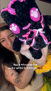 Day 3 of making Fortnite sprites 🎮🧶 #crochet #fortnite #fortnitesprites #followformore