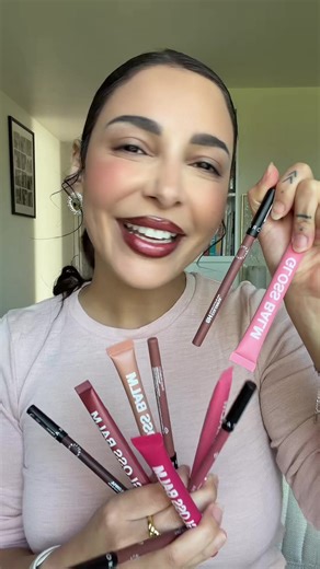 @Sephora Collection a enfin sorti ses Gloss Balm teintés !publicité* Ce sont des baumes à lèvres glossy qui vont hydrater les lèvres pendant 24h ! Les teintes sont super jolies j’adore ! #makeup #skincare #lipcombo #glossybalm #liptutorialmakeup