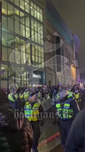 21.01.2026, Newcastle United🏴󠁧󠁢󠁥󠁮󠁧󠁿 - PSV Eindhoven🇳🇱, PSV Eindhoven on way to stadium Newcastle, click here for more: https://hooligans.cz/2026/01/21/newcastle-united-psv-eindhoven-21-01-2026/ All in one place. Tap to download. 🔗 hooligans.cz/app