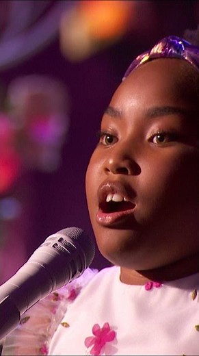 🤩 Kid Opera Singer STUNS the Crowd | AGT 2021 | #Shorts