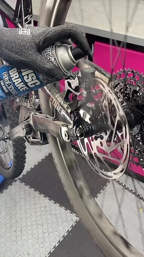 Effective Tips for Cleaning Your Disc Brakes Without Hassle