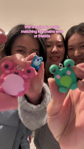 the perfect indoor fall activity ✨🫶🏻 making the cutest polymer clay figures keychains ⭐️ lowkey harder than expected but still so cute 🐰 featuring miffy, cinnamoroll, froggos, tonkasu and misc items #fallactivity#alyssavlog#polymerclay#activitywithfriends#fallactivities#fallvibes#thingstodoforfun#keychains#friendship#friends#fyp#foryou #CapCut