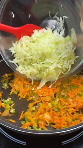 83K views · 459 reactions | Pon repollo en agua caliente y ¡te va a encantar el resultado | Receitas Aprenda México | Facebook