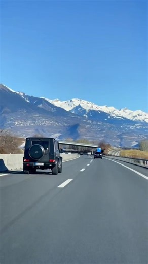 فيديوهات أنشأها mr malik (@mrnrmalik45) باستخدام original sound - Ahsan Electronics Master