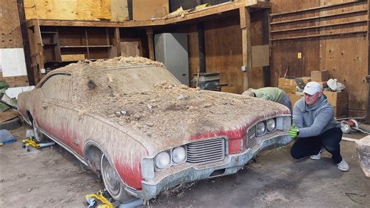 1968 Oldsmobile Delta 88 Is the Crappiest Car Ever, Say Detailers on First Wash Since 1992