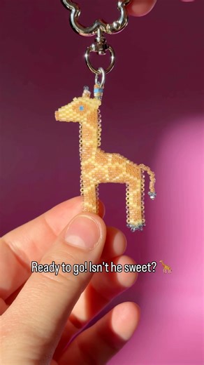 Handmade beaded giraffe 🦒 #beading #beadwork #beadpattern #keychain #diy #handmade