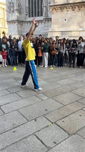 street show in milano | Bboy Milord
