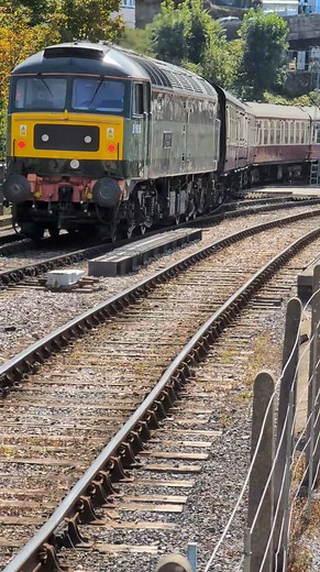 🚂 NUNNEY CASTLE ARRIVES AT KINGSWEAR 🚂 5029 Nunney Castle arrives at Kingswear Station on the Dartmouth Steam Railway. The historic GWR Castle Class locomotive was hauling the English Riviera Express and its 12 carriages, with D1935 Roger Hosking at the rear. The diesel engine had led the service from Slough before Nunney Castle took over at the front this side of Taunton. #NunneyCastle #SteamTrain #Steam #Train #GWR #DartmouthSteamRailway #Dartmouth #Kingswear #Devon | Discovering Devon, Some