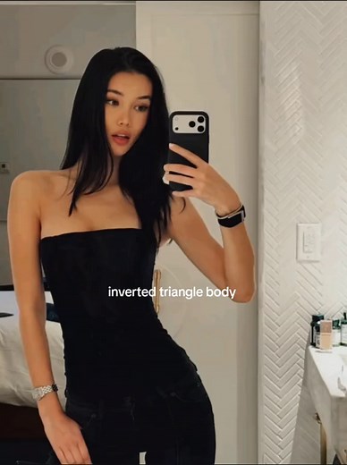 Inverted Triangle Body Type: Modeling Standard Explained