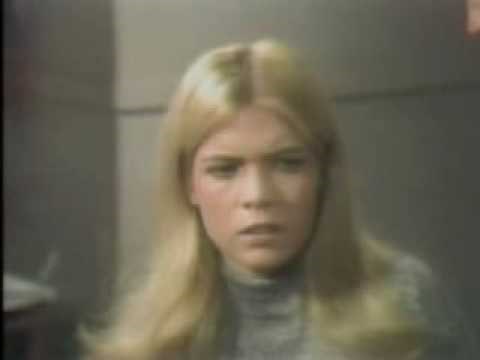 Meredith Baxter (1973) The Invasion of Carol Enders