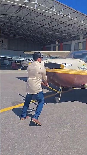 The World’s Most Trusted Trainer Reliable forgiving and time-tested the Cessna 172R #flighttraining