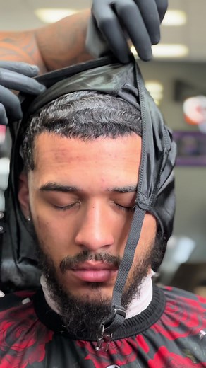 Perfect way to groom your client ✅ using my “WezTeck blade & Durag 🔥” use code “nsmpedro” for purchase ‼️ . . . STEPS: cut down hair,shaving cream on hairline,hot towel, holding spray on hairline,brush down wave moose, put durag on for 3 mins , take durag off & finish line up process ✅ . . . . . #NoSleepTheMafia #kentuckybarber #sacramentoberer #sacbarber #louisvillebarber #losanglesbarber #vegasbarber #newyorkbarber #floridabarber #miamibarber #youtubechannel #chicagobarber #altantabarber #tor