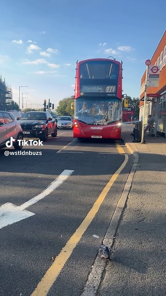 Route 222 to Housnlow departing Yiewsley #foryou #fyp #metroline #222