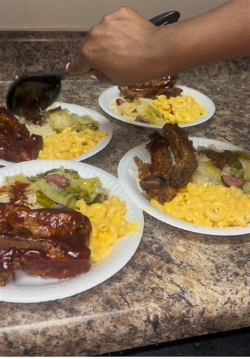 Plate Dinner With Me ! Bbq Ribs, Macaroni, Cabbage & Rice 💕💕 #dinnerideas #platedinnerwithme #cookingcontent #explore #dinner