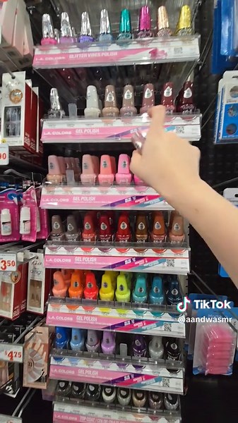 Organize Nail Polish with Me: ASMR Tapping Sounds