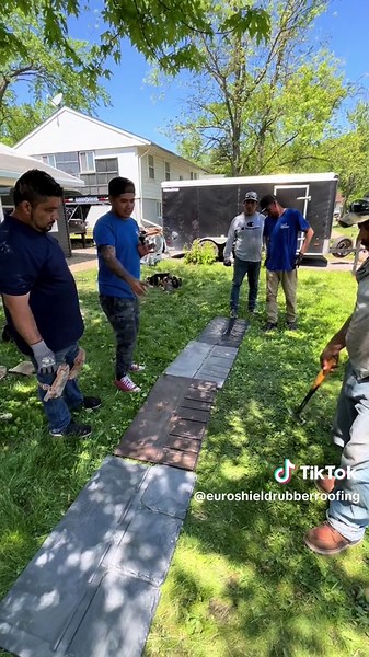 #rubber #shingles #roofing #hailproof #hail #resistible #euroshield #pvroofer #roofingconstruction #roofer @PVRoofer