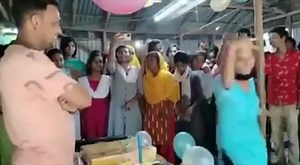 221K views · 1.5K reactions | Ye Kaisa Teacher's Day Celebration Hein? | Meme House | Facebook