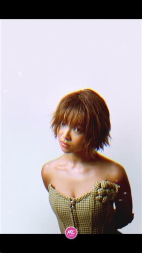 Dream singer-songwriter Moon Tang's London debut "25+1" tour continues the sold-out success acros...