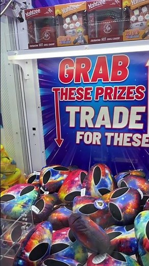 Winning an #alien head on a #clawmachine at #cedarpoint