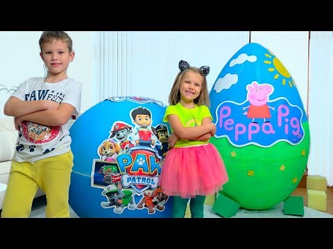 Katy y Max no pueden compartir juguetes en una gran sorpresa de huevo