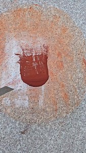 Grinding pigment with water #pigmentgrinding #waterbased #levigator | Wacław Wantuch