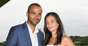 Diaporama : Tony Parker en couple avec Alizé Lim : vacances de rêve en Sardaigne, avec un célèbre chanteur !