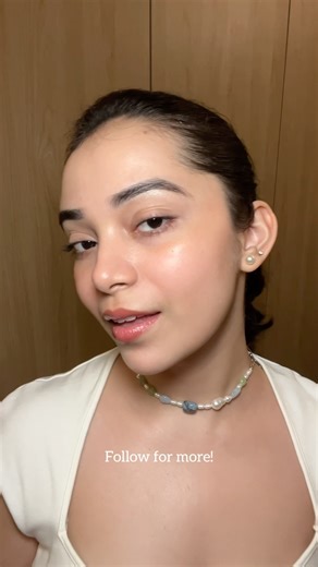 How to get glossy lips 💋 #stepbystep #tutorial #shortsforgoals