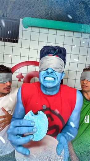 NÃO ESCOLHA O HAMBÚRGUER ERRADO! #shorts