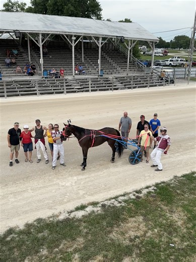 Royal Roland winning his 1,000 career driving win | Iowa Harness Horseman's Association