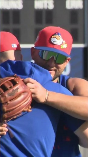 David Wright has made it to Port St. Lucie! 🌴 He caught up with Bo Bichette, Carson Benge and more!