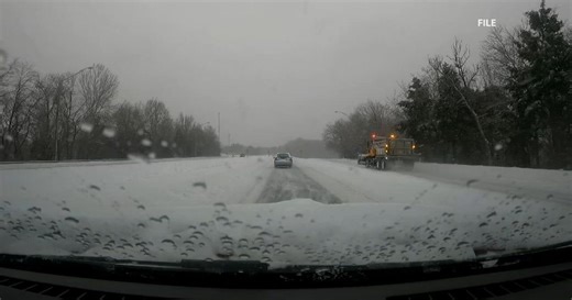 INDOT explains how Indiana residents can remain updated on snow the snow removal process