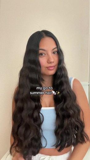 Transforming Into an Aquamarine Mermaid: Beachy Waves Tutorial