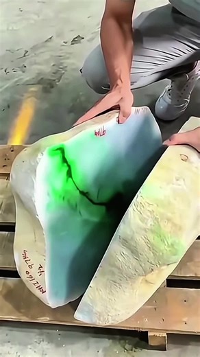 Exploring the Value and Formation of Jade Stone