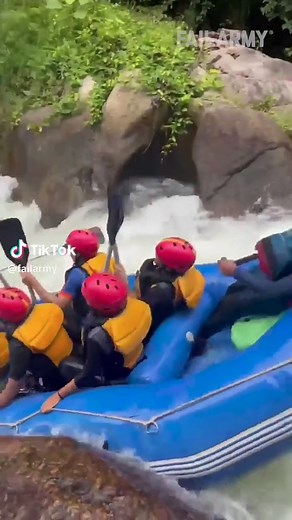 A Thrilling Adventure: Rafting Fails and Whitewater Excitement