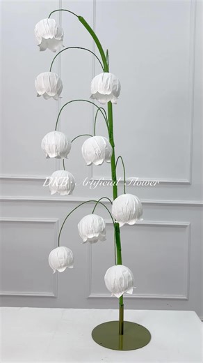 Creating Stunning Paper Lily Centerpieces for Weddings