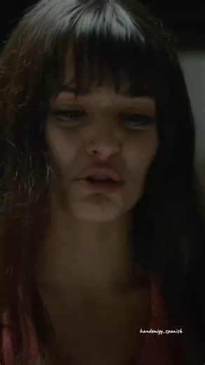 2.1K views · 142 reactions | Azize Günay 喙‍⚕️ Hande Erçel #handeercel #handemiyy #miyy #handeercelfans #handeerçel #azize #hande_erçel #handeerçeledit #handeercelfans #explore #explorepage #goviral #recommendation #viral_video | Handemiyy Spanish | Facebook