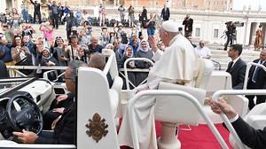 Audience générale: la prière, alliée indispensable du discernement - Vatican News
