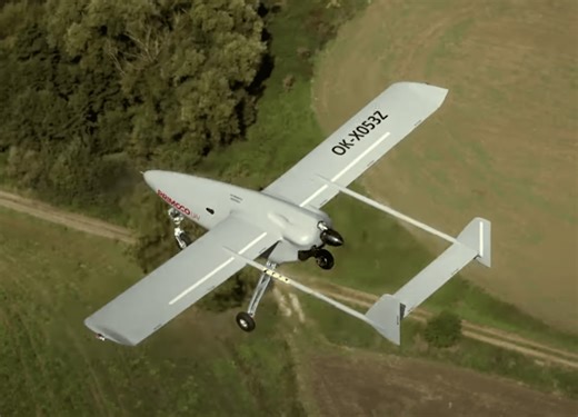 Airbus and Primoco UAV Demonstrate AI-Powered Drone Swarming in Surveillance Tests