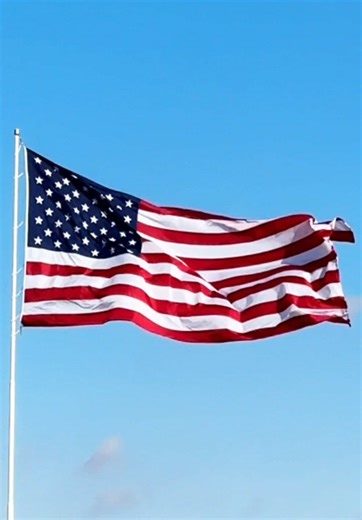 Discover the Large USA Flag! 🇺🇸❤️