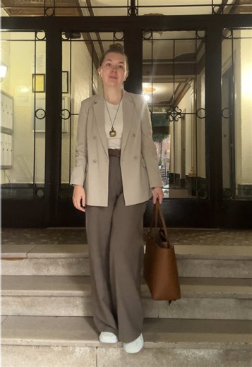 #ootd #outfit #usa #usa🇺🇸 #outfitideas #outfits #nyc #ootdfashion #girl #style #fitcheck #dailylook #streetstyle #ootw #dressup #outfitinspo #trends #ootdinspo #styleinspo #styletips