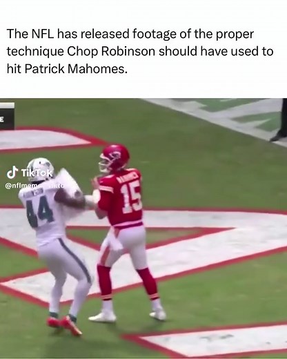 Can’t believe he forgot the blankie #NFL #PatrickMahomes #Chiefs #Dolphins #Refs