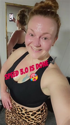 T25 Speed 3.0 is DONE ✔️🥵 Up with the 🌞, racing the ⏰, and sweating out all the excuses this Wednesday morning 🌄🔥 Mid-week? More like MID-WIN 😎💪 Fueled by grit, powered by sweat, and ready to crush this workday like I own the place 👊💥 Let’s GO! #WednesdayWorkout #T25Speed30 #MidWeekMotivation #SweatNowShineLater #MorningGrind 💃🔥💪