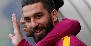 Barcelona Arda Turan için teklifleri değerlendirecek